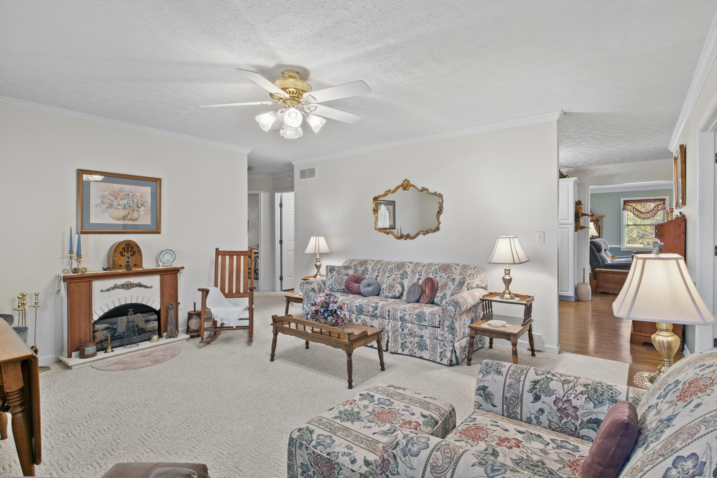 120 Springhill Drive