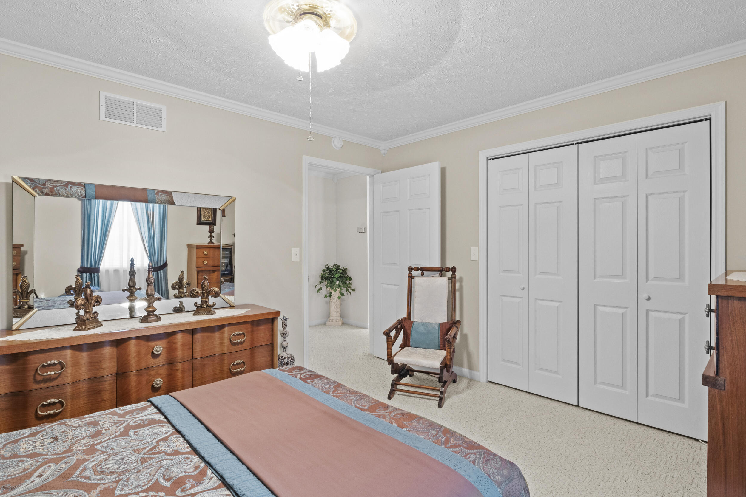 120 Springhill Drive