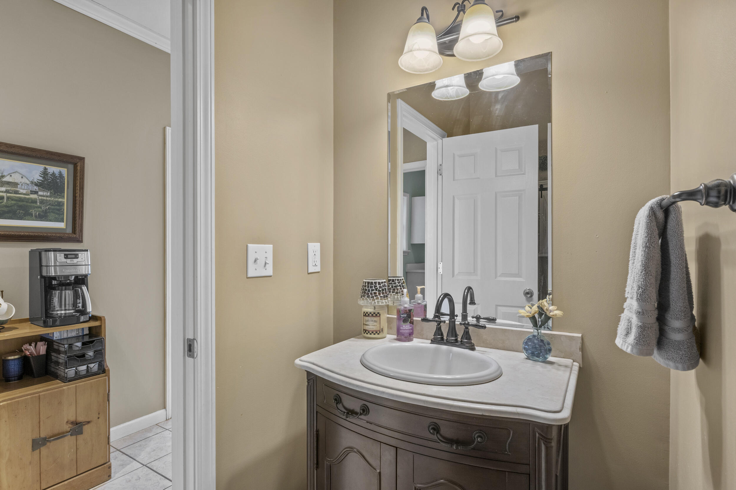 259 Hibiscus Lane