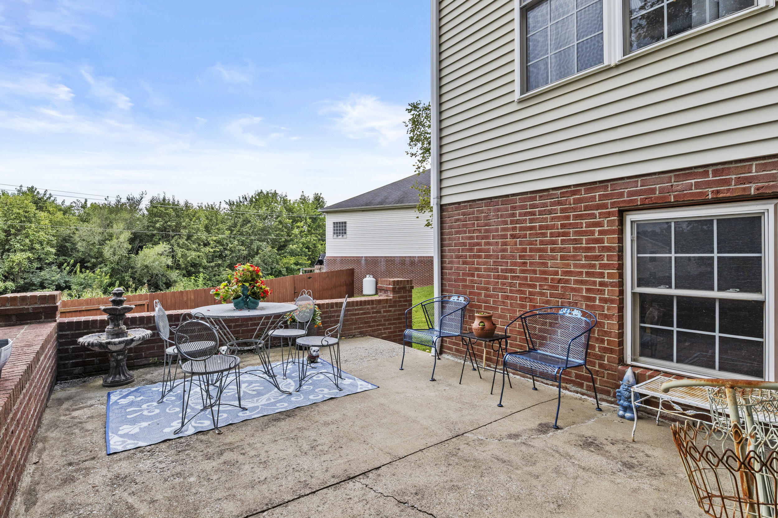 259 Hibiscus Lane