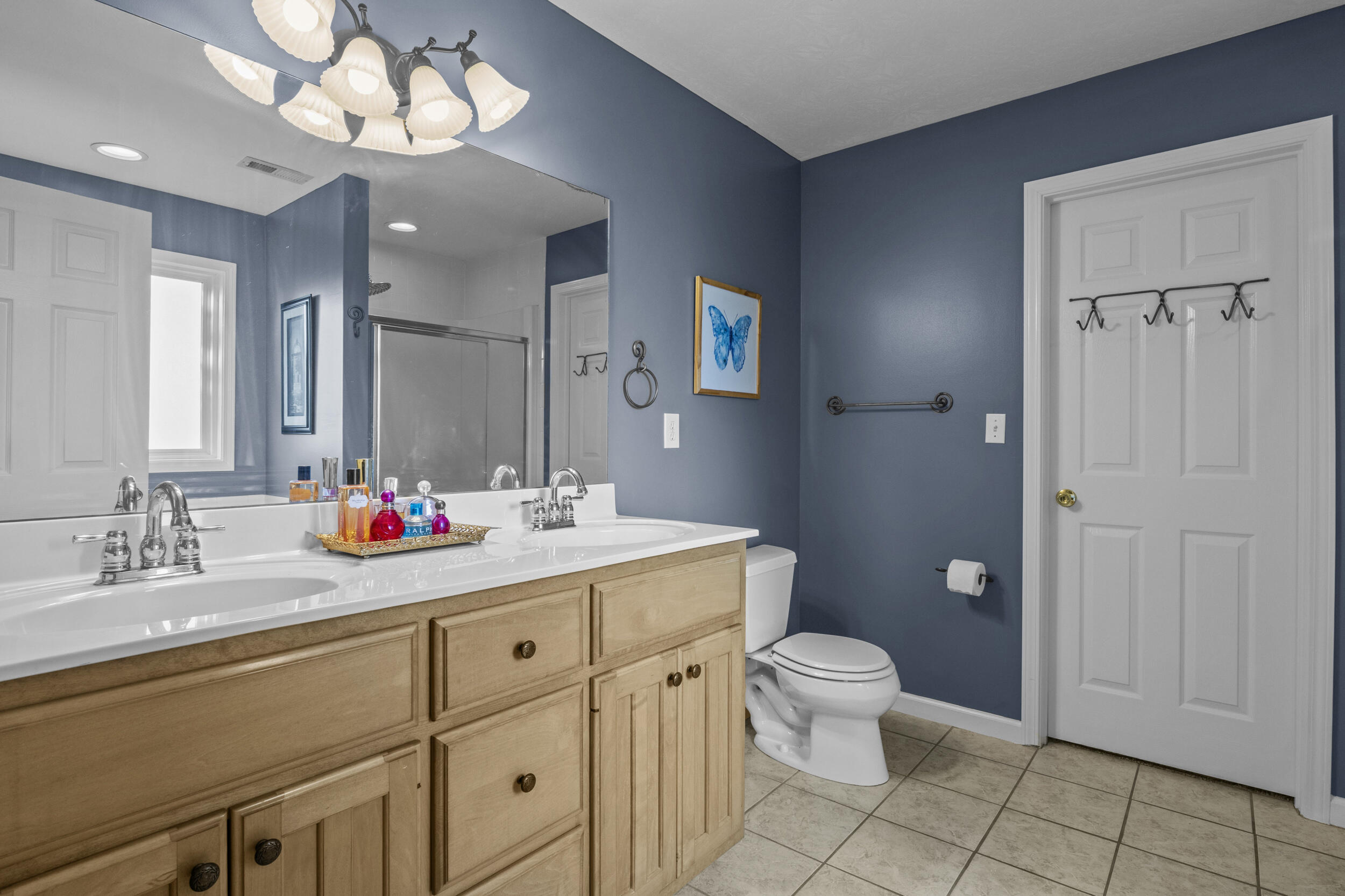 259 Hibiscus Lane