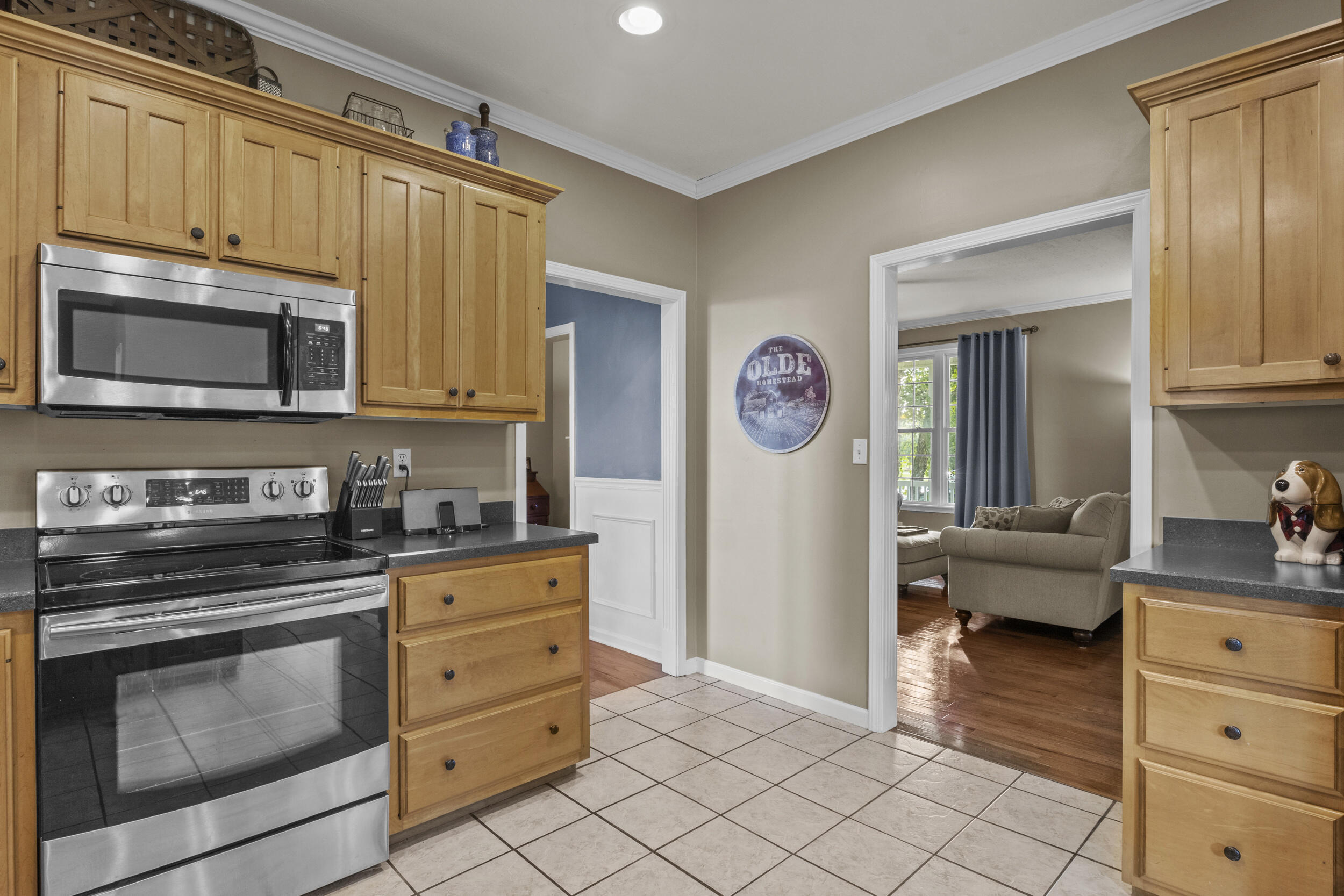 259 Hibiscus Lane