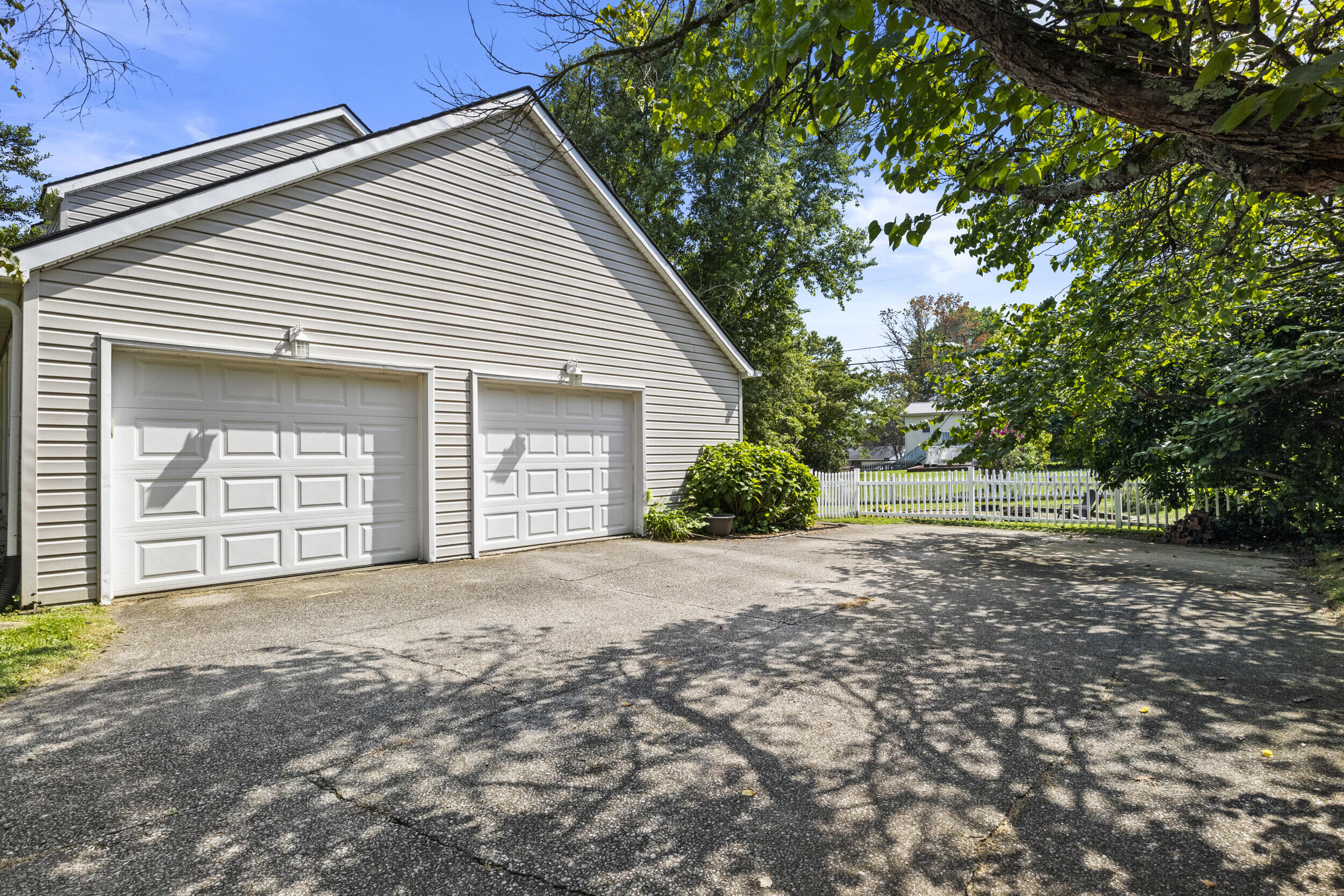 205 Chardonnay Court