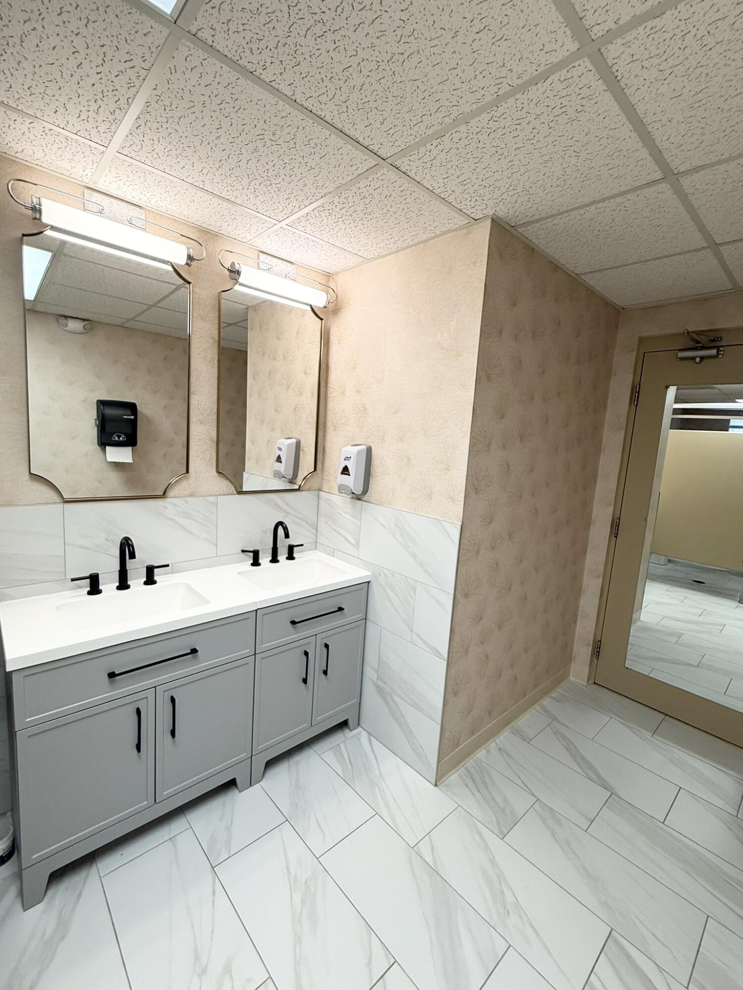 1500 Leestown Road 304