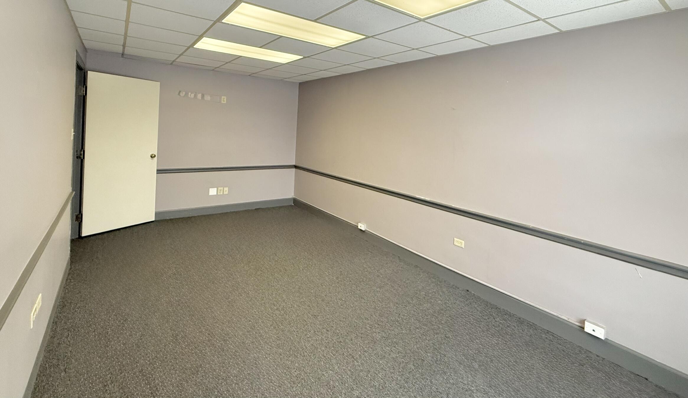 1500 Leestown Road 304