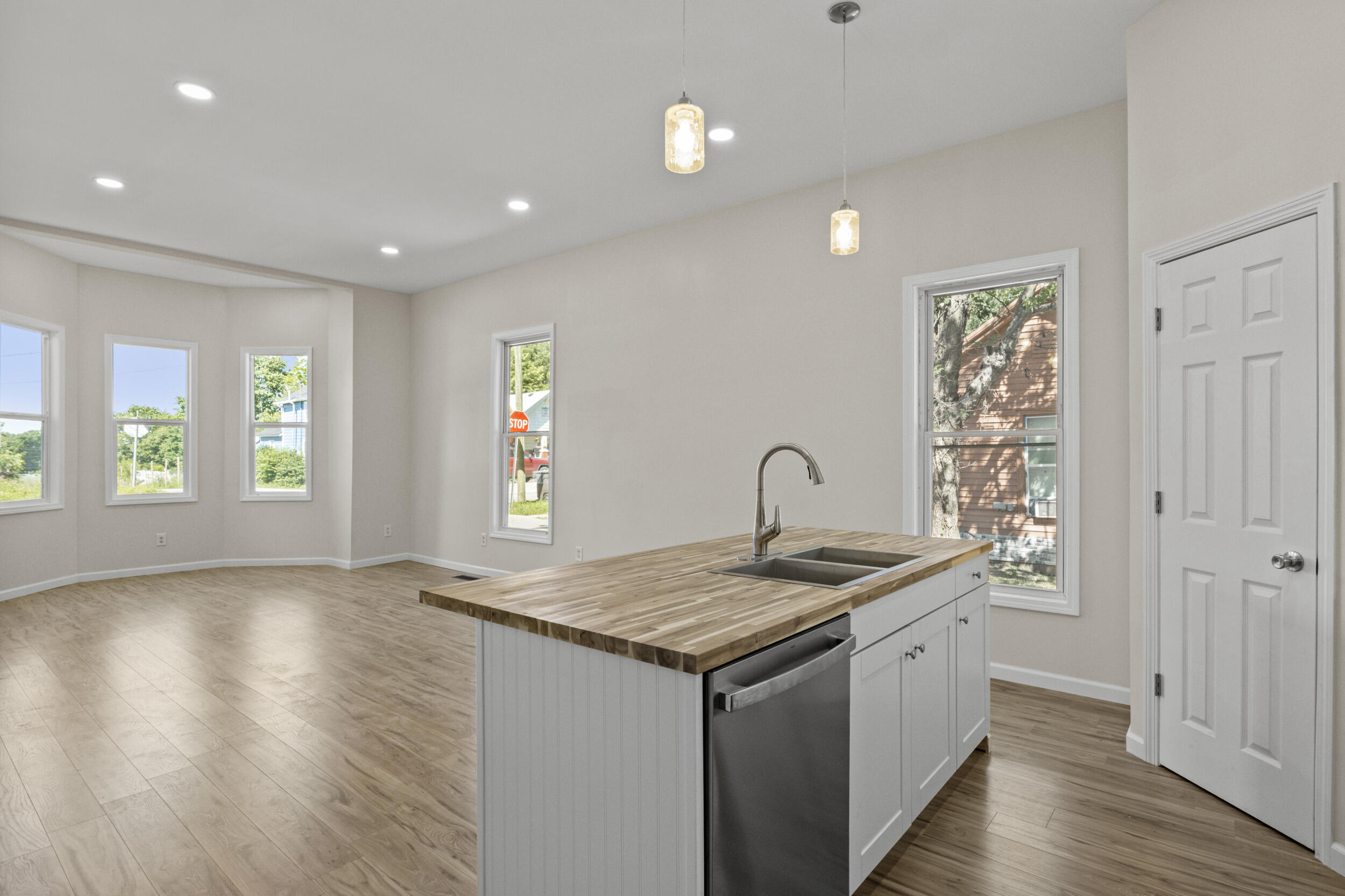 14 Cook Avenue