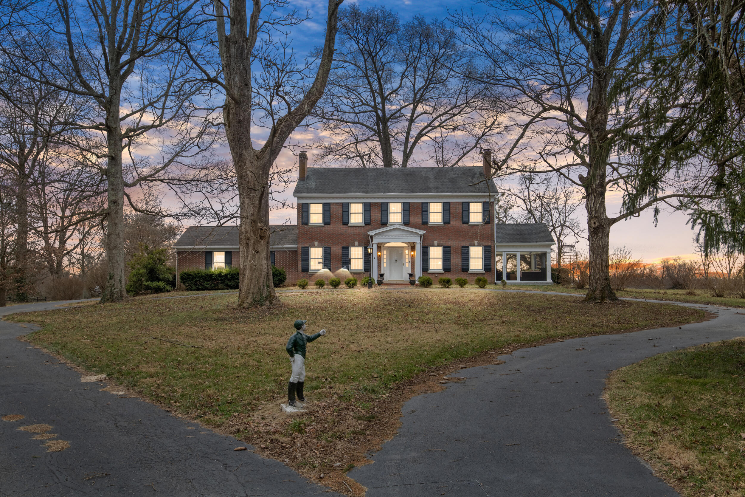 2399 Prewitt Pike