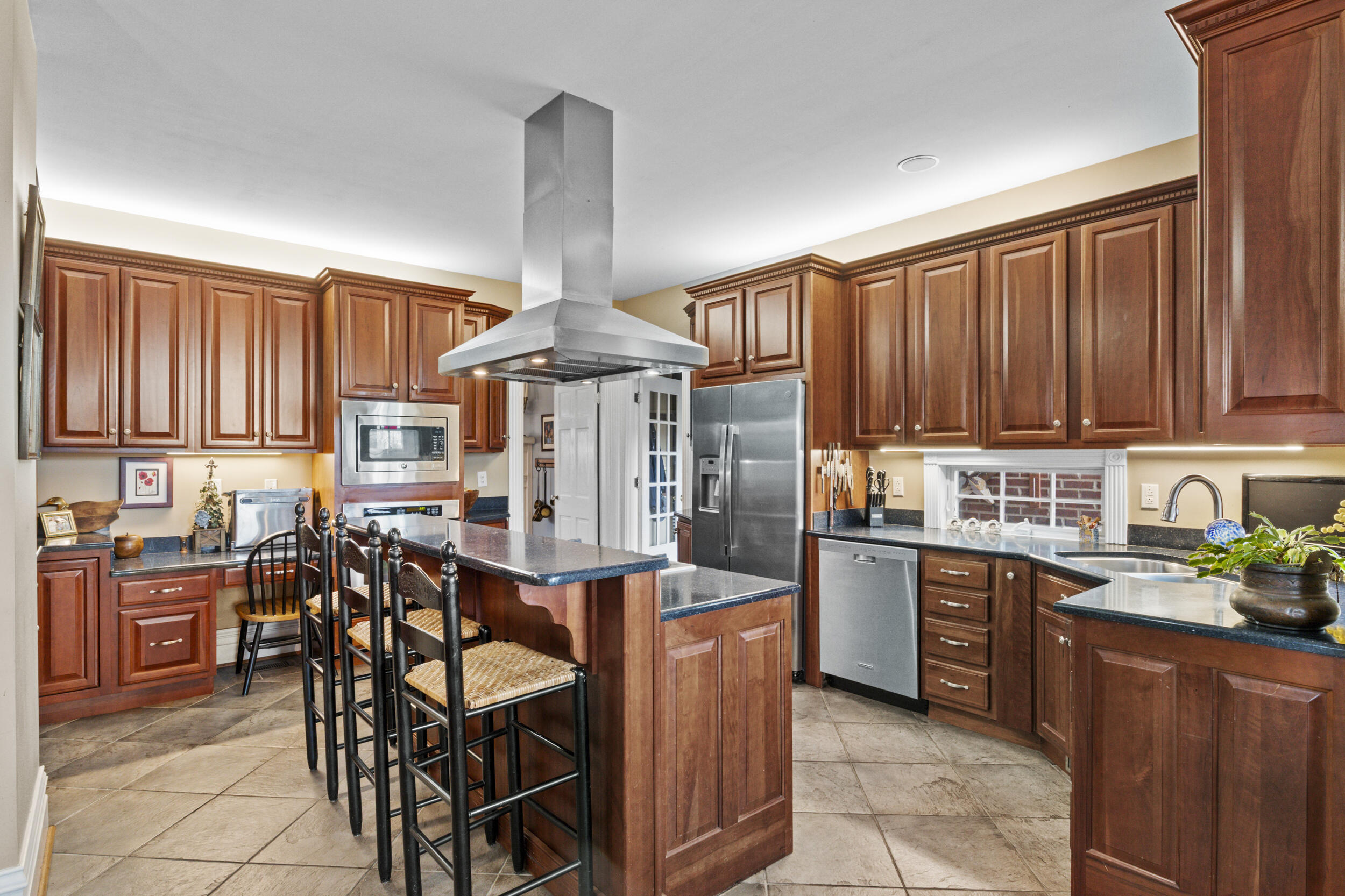 2399 Prewitt Pike