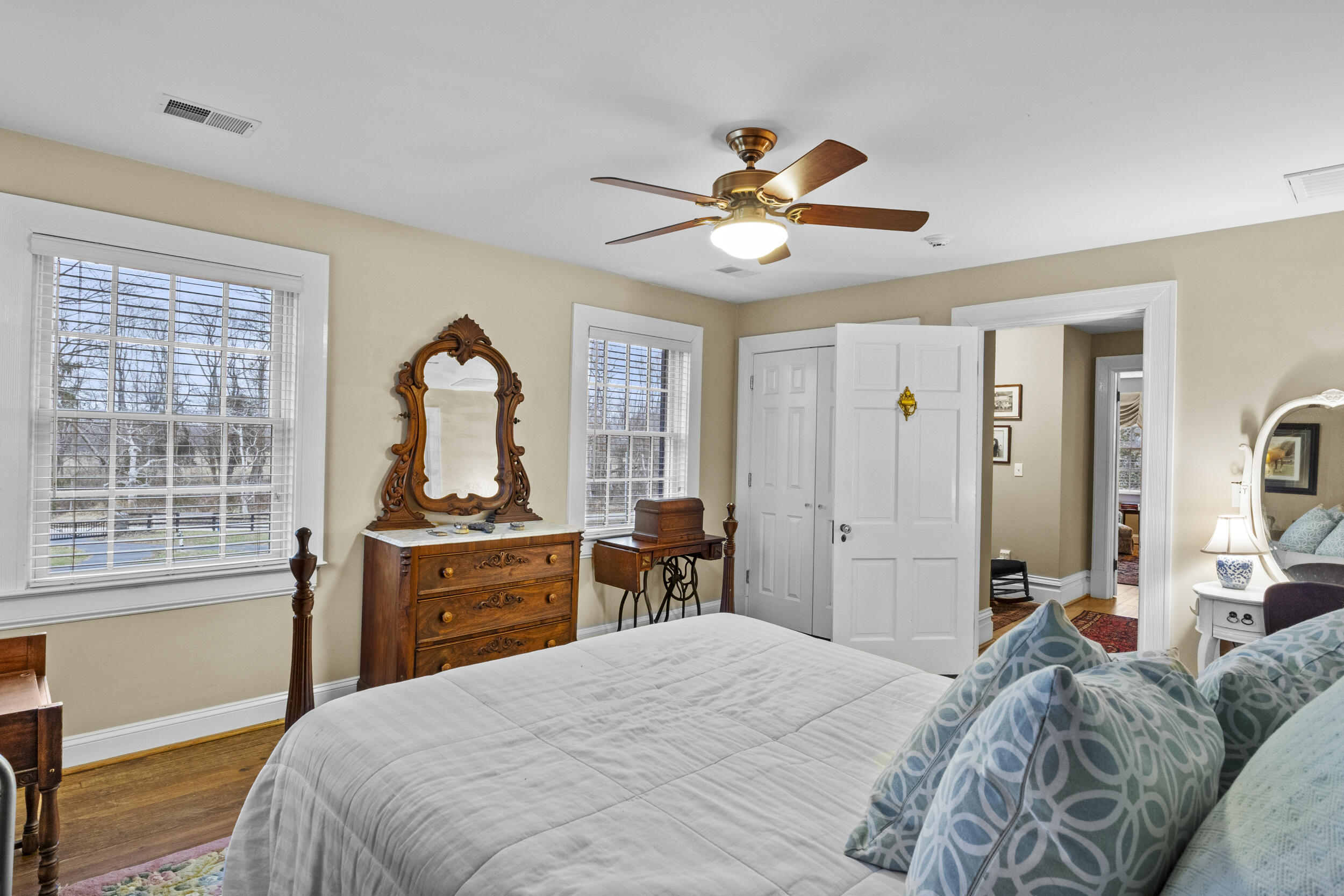 2399 Prewitt Pike