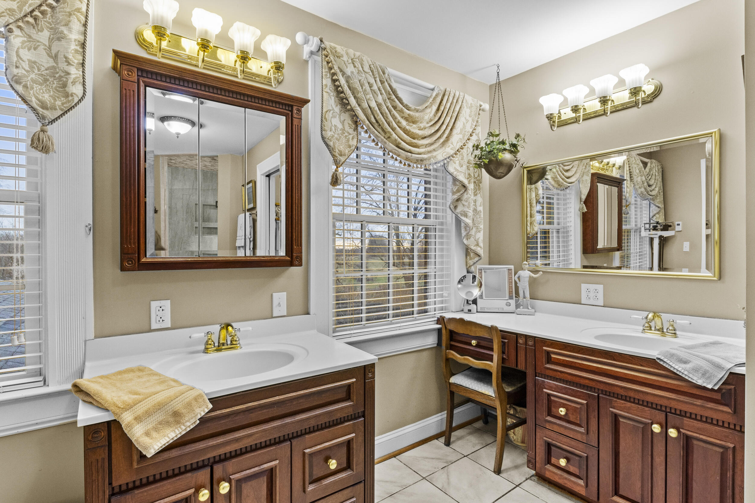 2399 Prewitt Pike