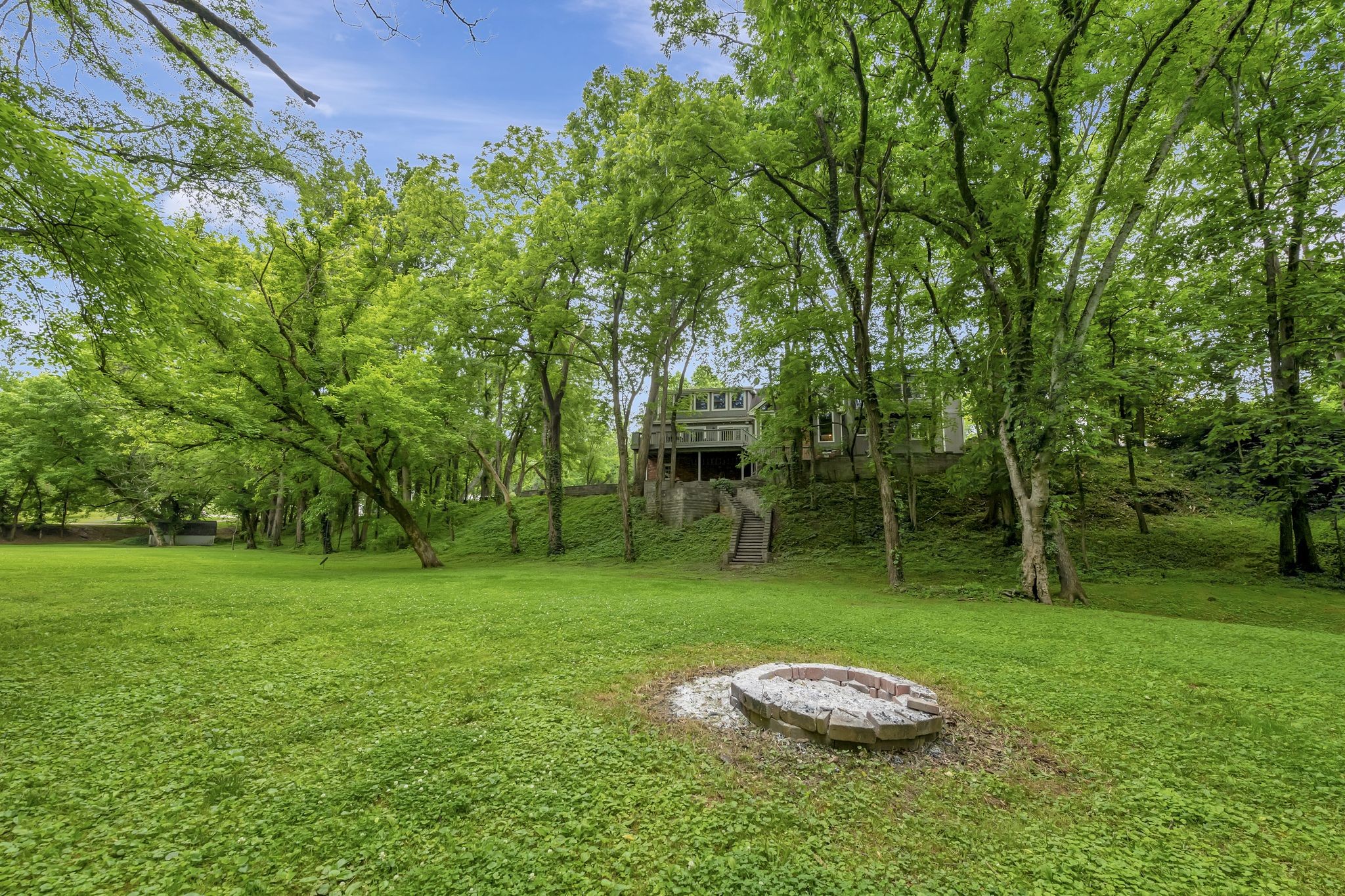 6353 Panorama Dr