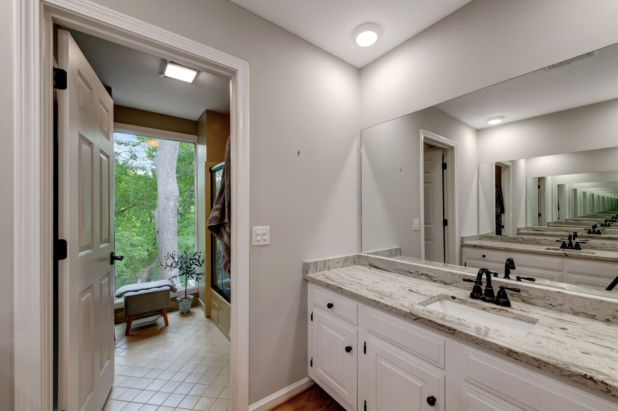6353 Panorama Dr