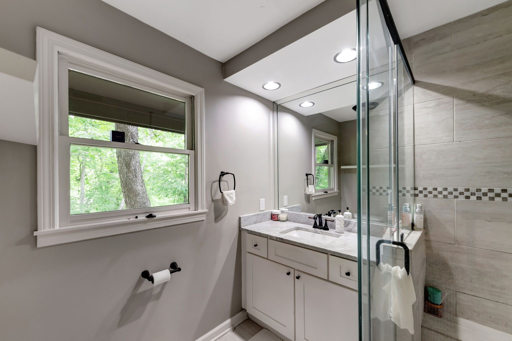 6353 Panorama Dr