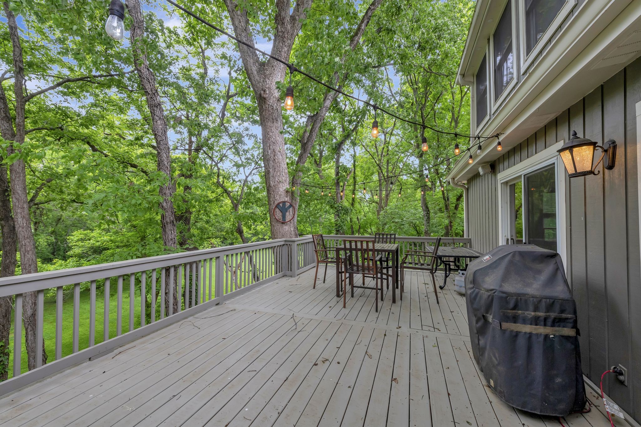 6353 Panorama Dr
