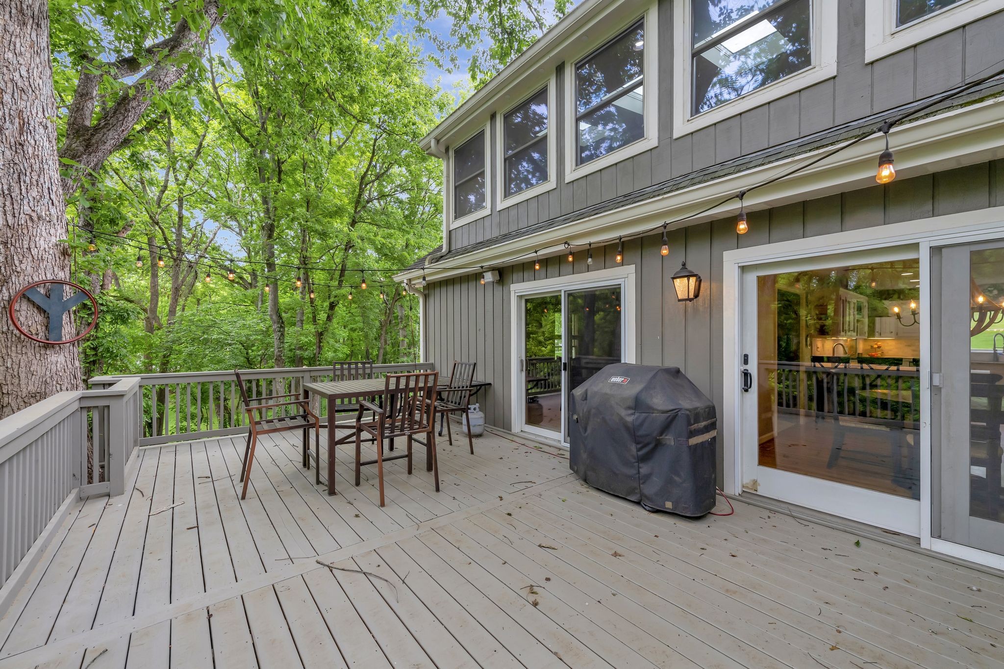 6353 Panorama Dr