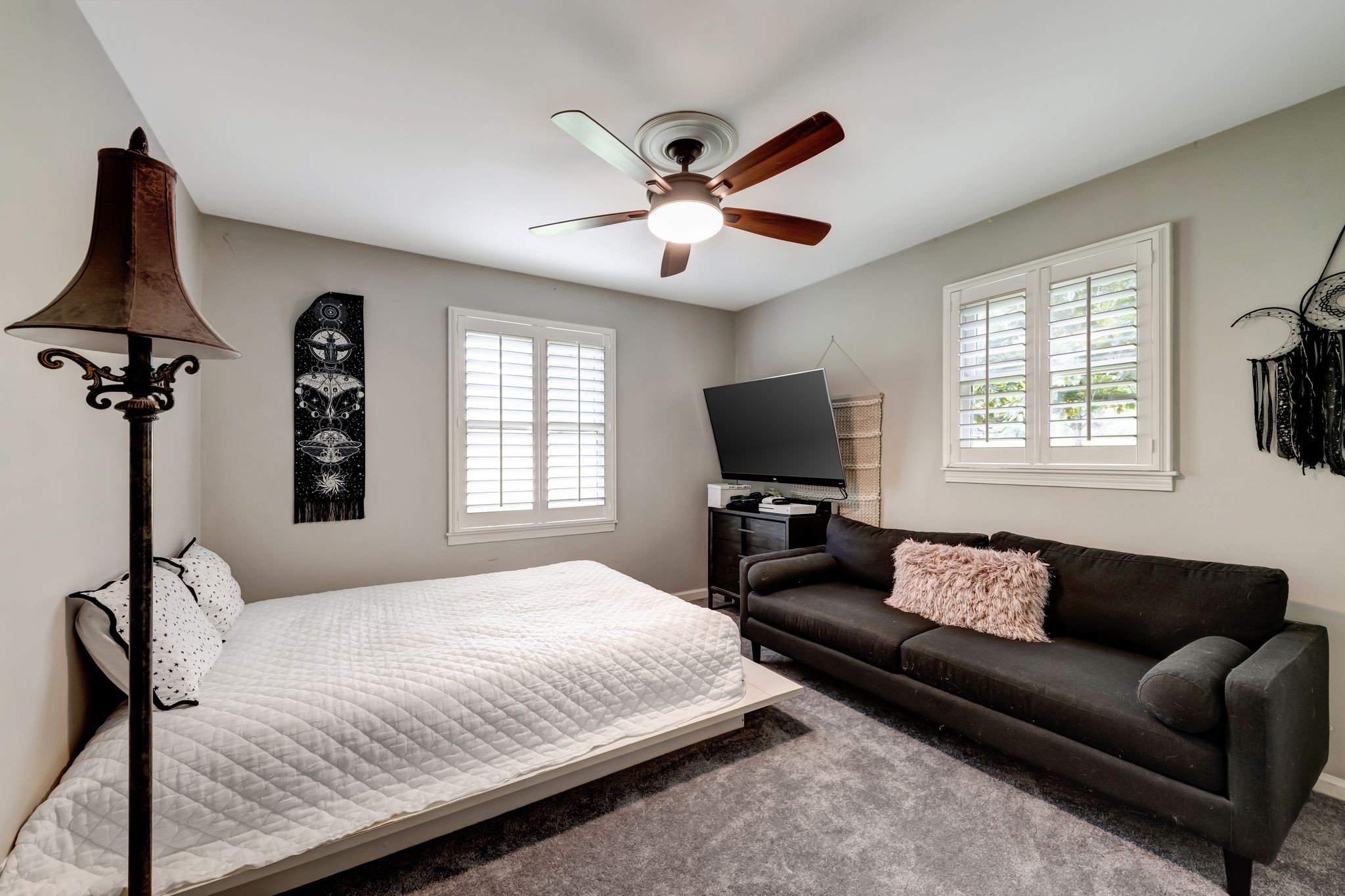 6353 Panorama Dr