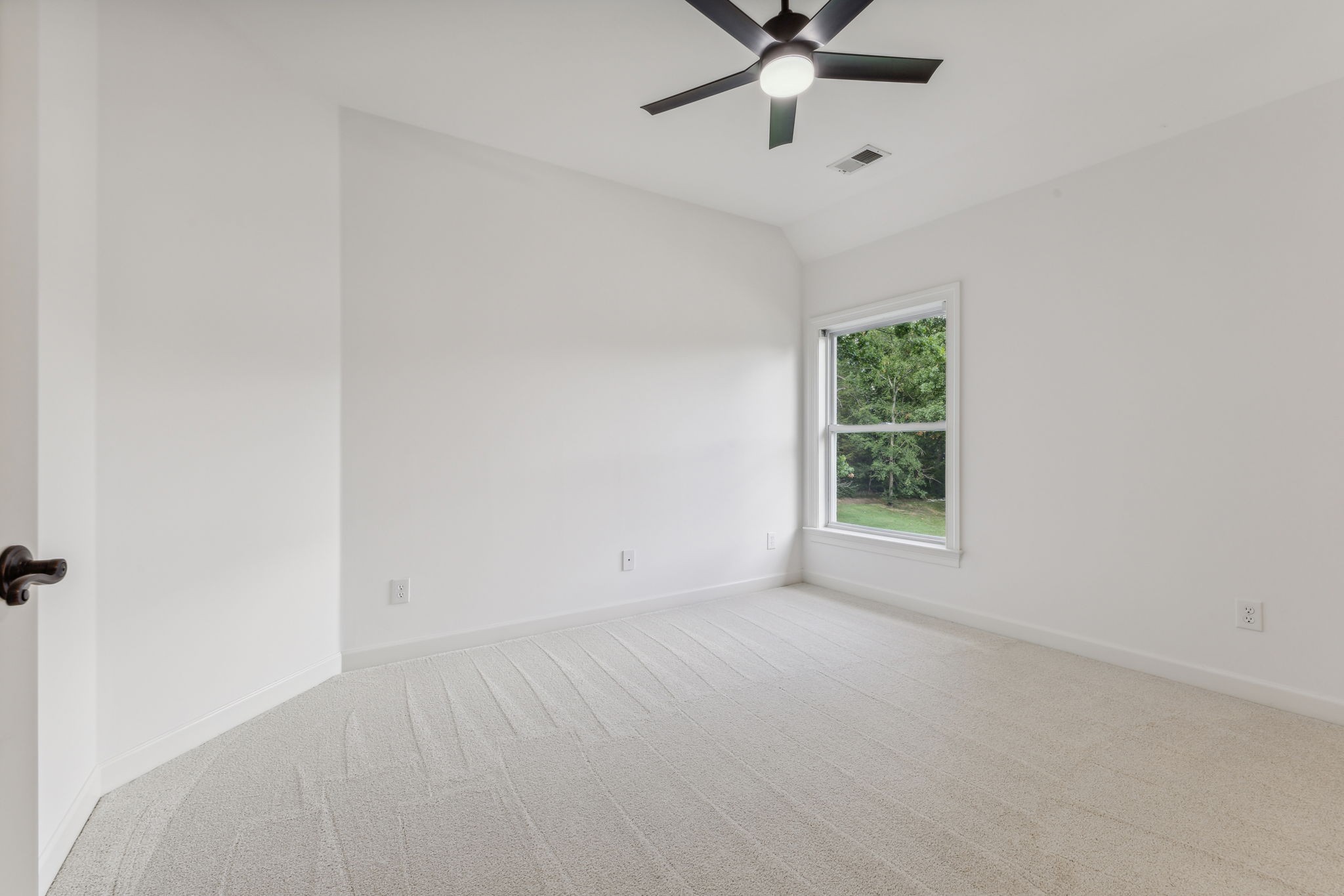 608 Sunnybrook Dr