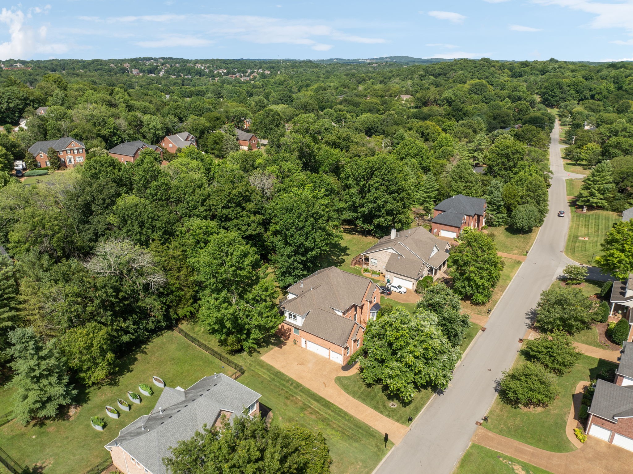 608 Sunnybrook Dr