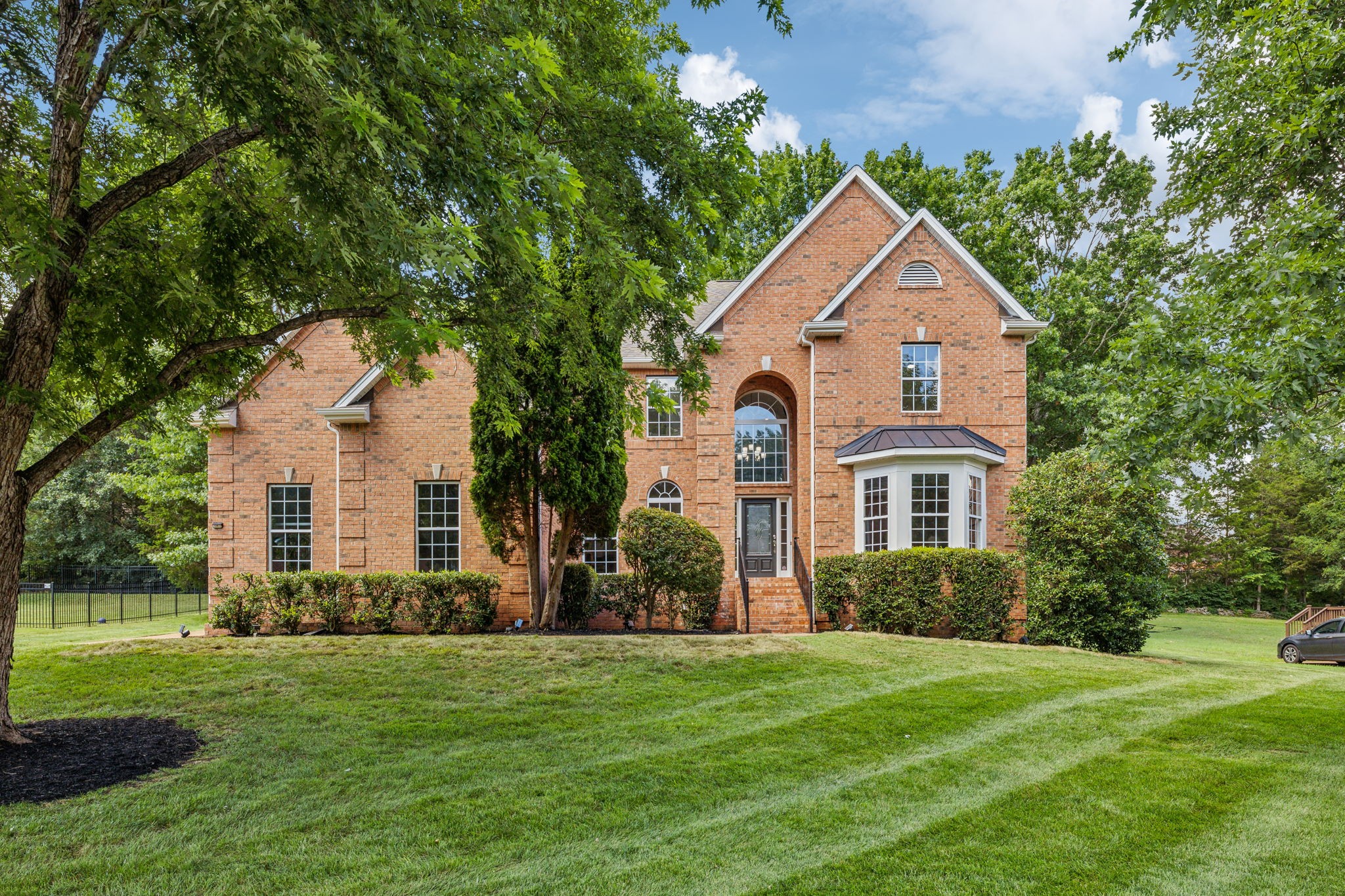 608 Sunnybrook Dr
