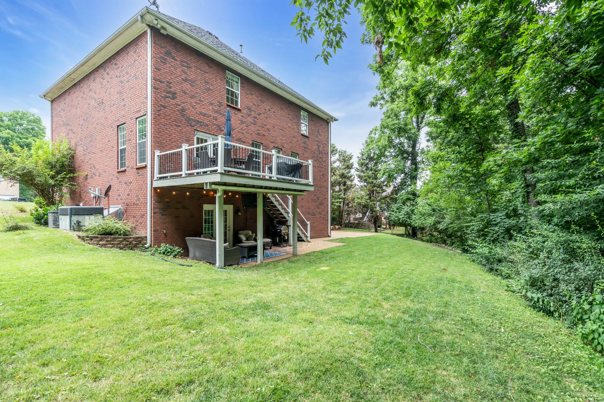 1014 Crimson Clover Dr