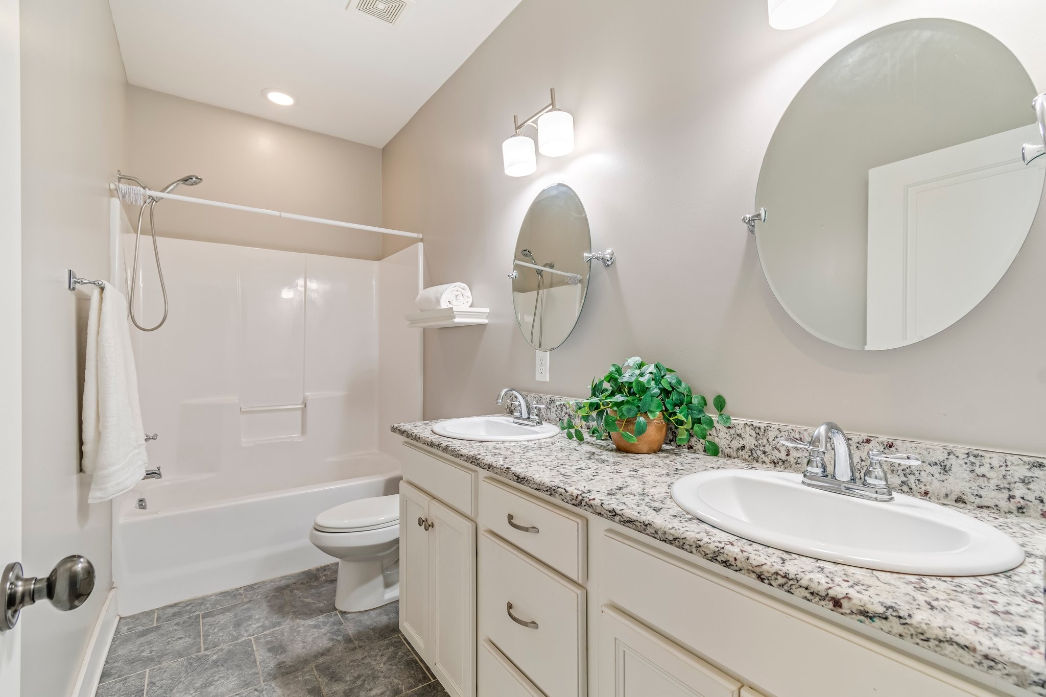 342 Finnhorse Ln