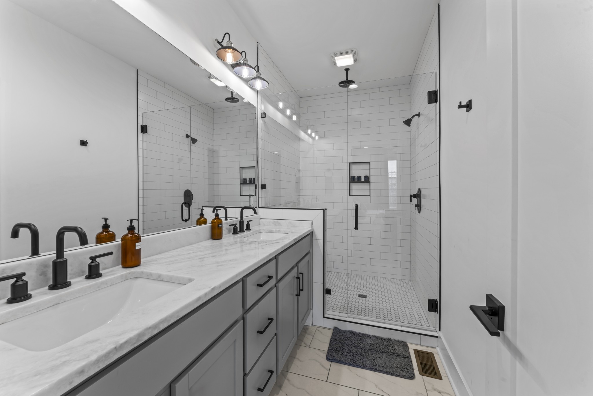 2403 Jefferson St Unit: #C