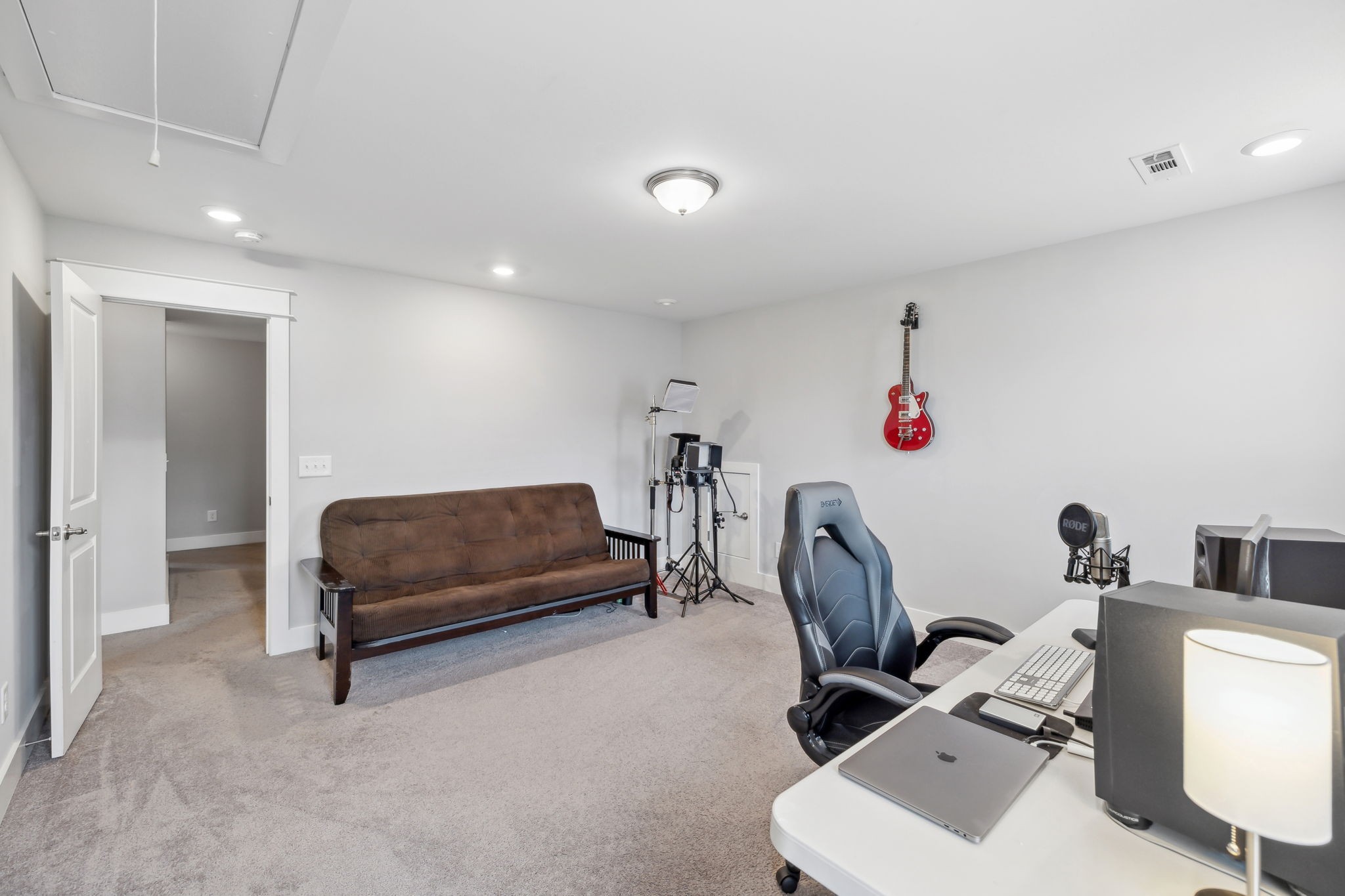 1151 Cotillion Dr