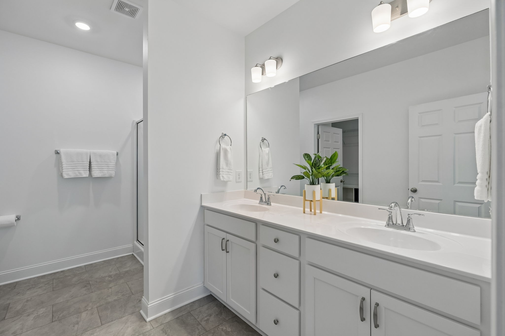 2330 Laurelstone Dr