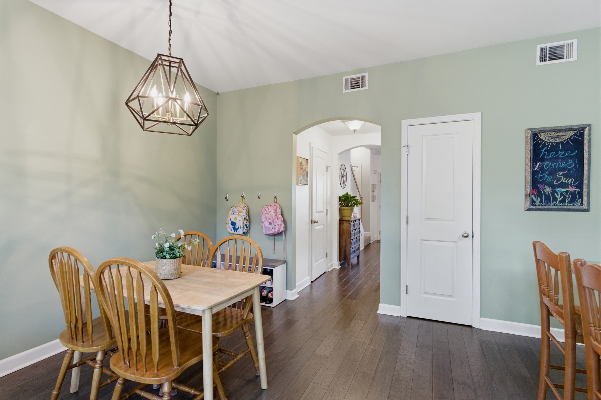 553 Rosedale Ave Unit: 110