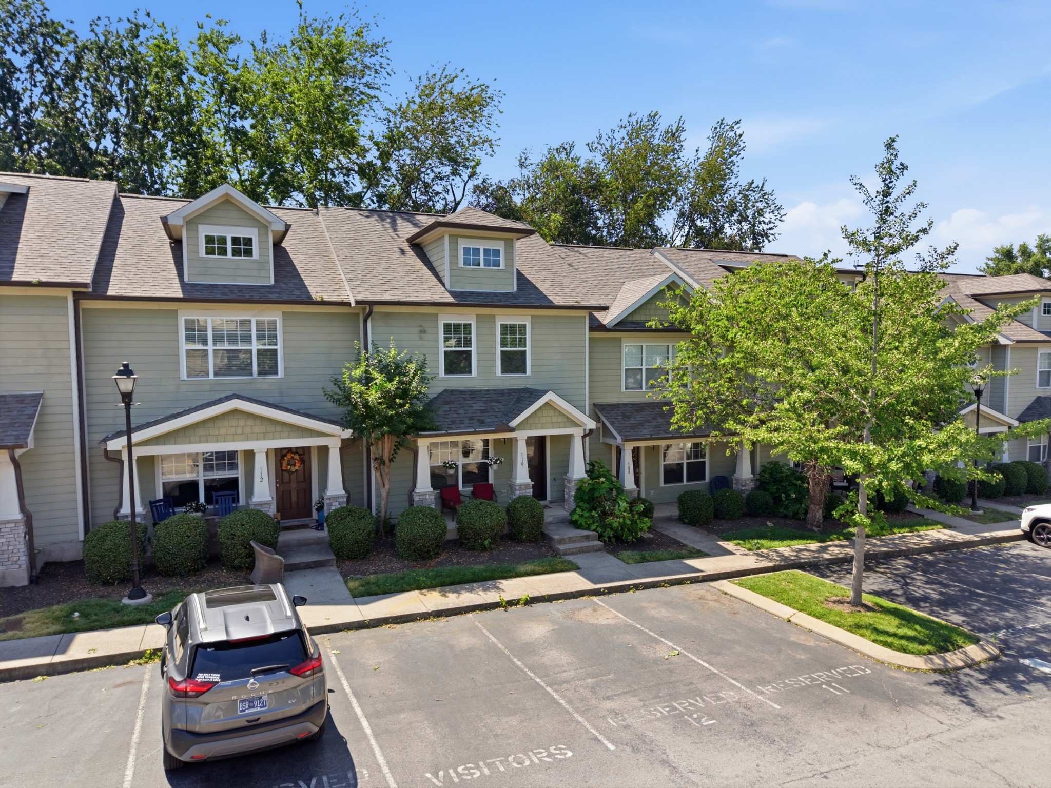 553 Rosedale Ave Unit: 110