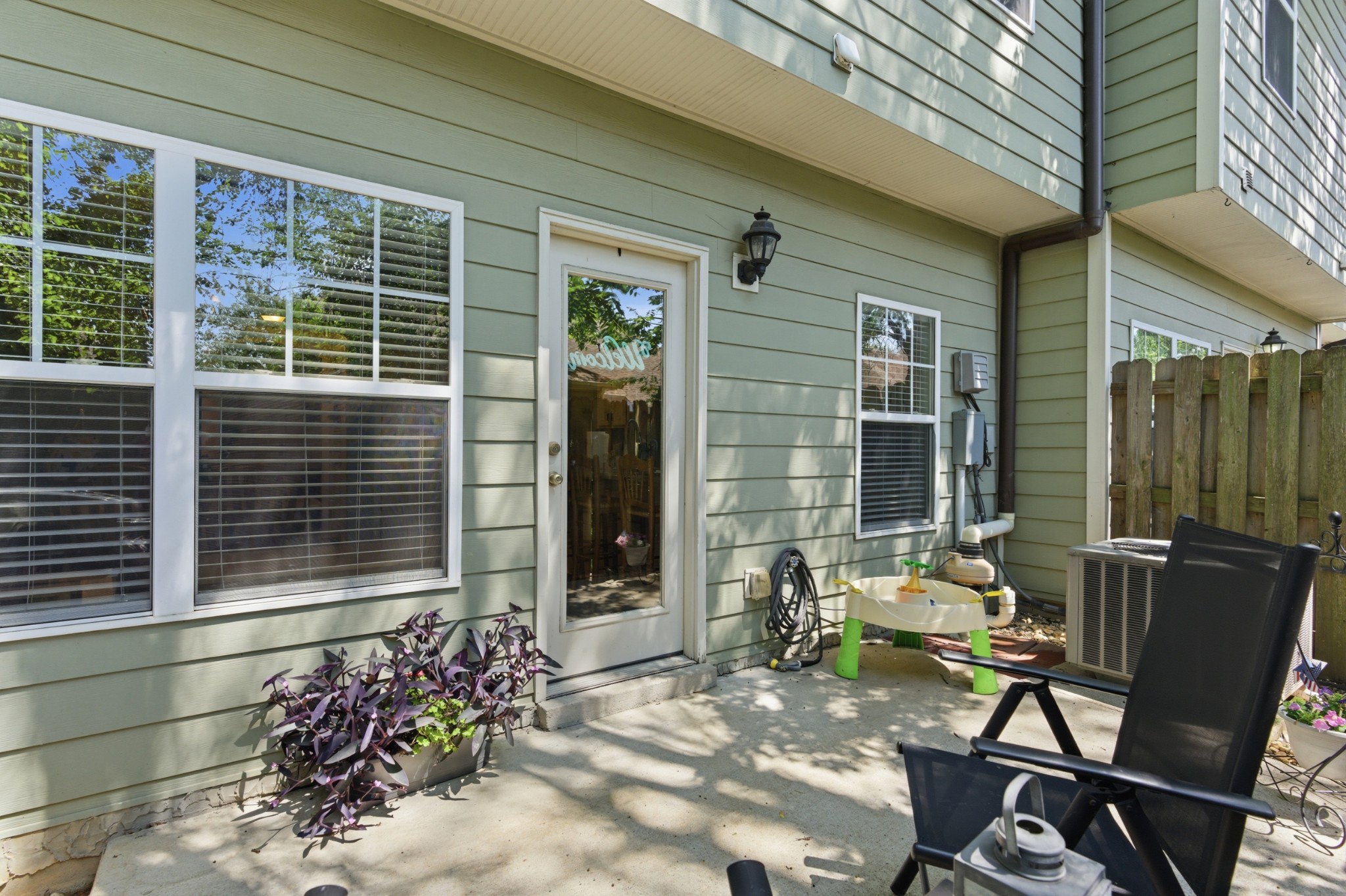553 Rosedale Ave Unit: 110