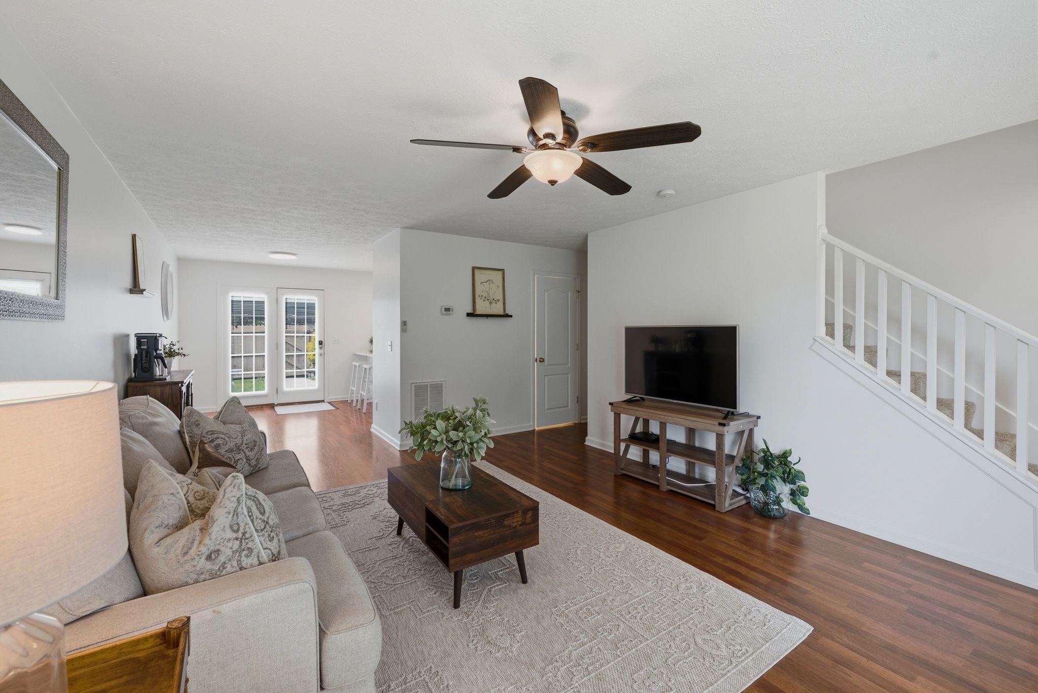 919 Seven Oaks Blvd