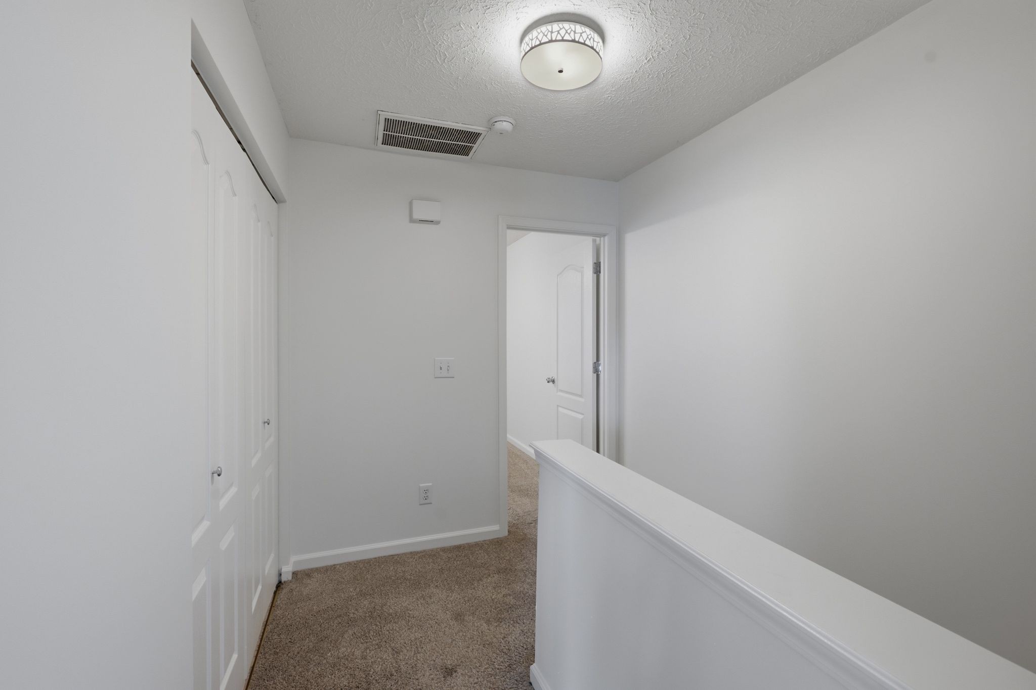 919 Seven Oaks Blvd