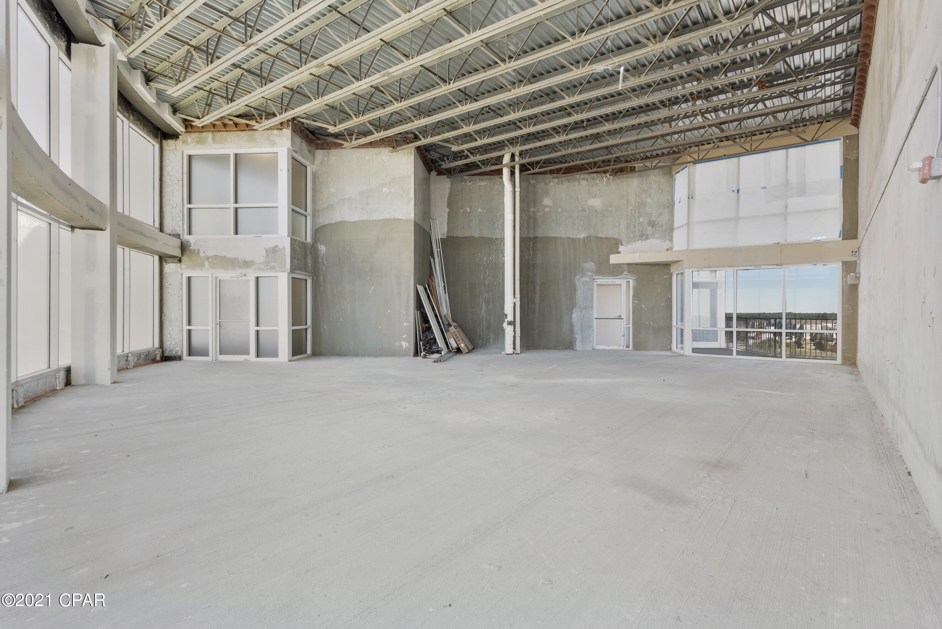9860 S Thomas Drive COMMERCIAL #5 Unit: COMMERCIAL  #5