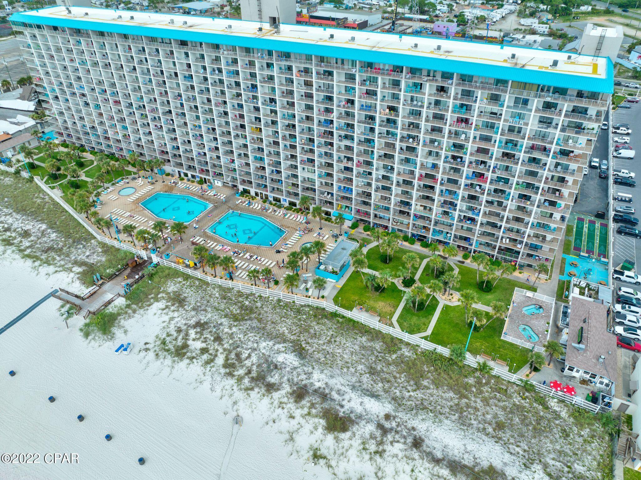 8743 Thomas Drive 1022