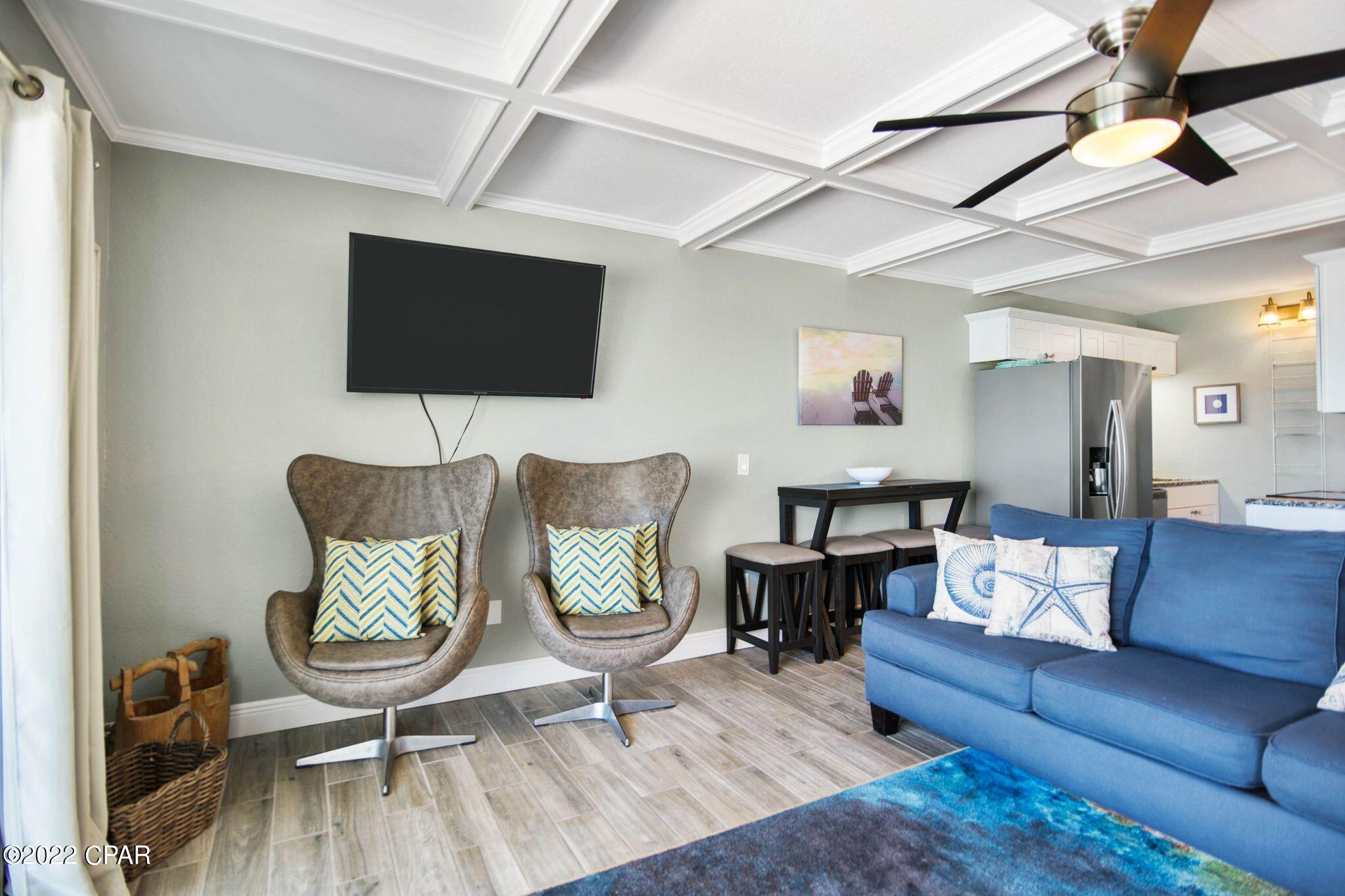 8743 Thomas Drive 1022