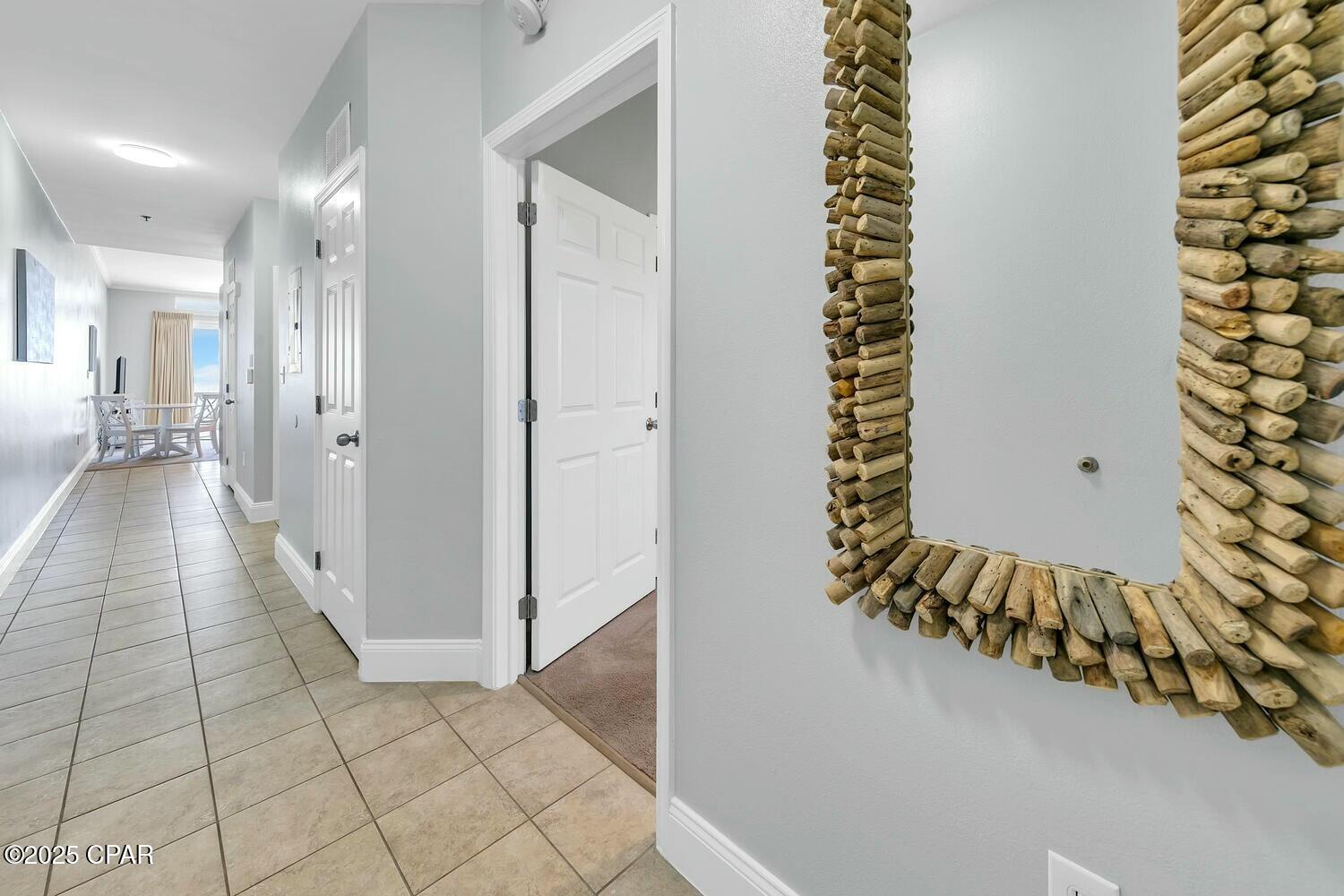 9860 S Thomas Drive 2013