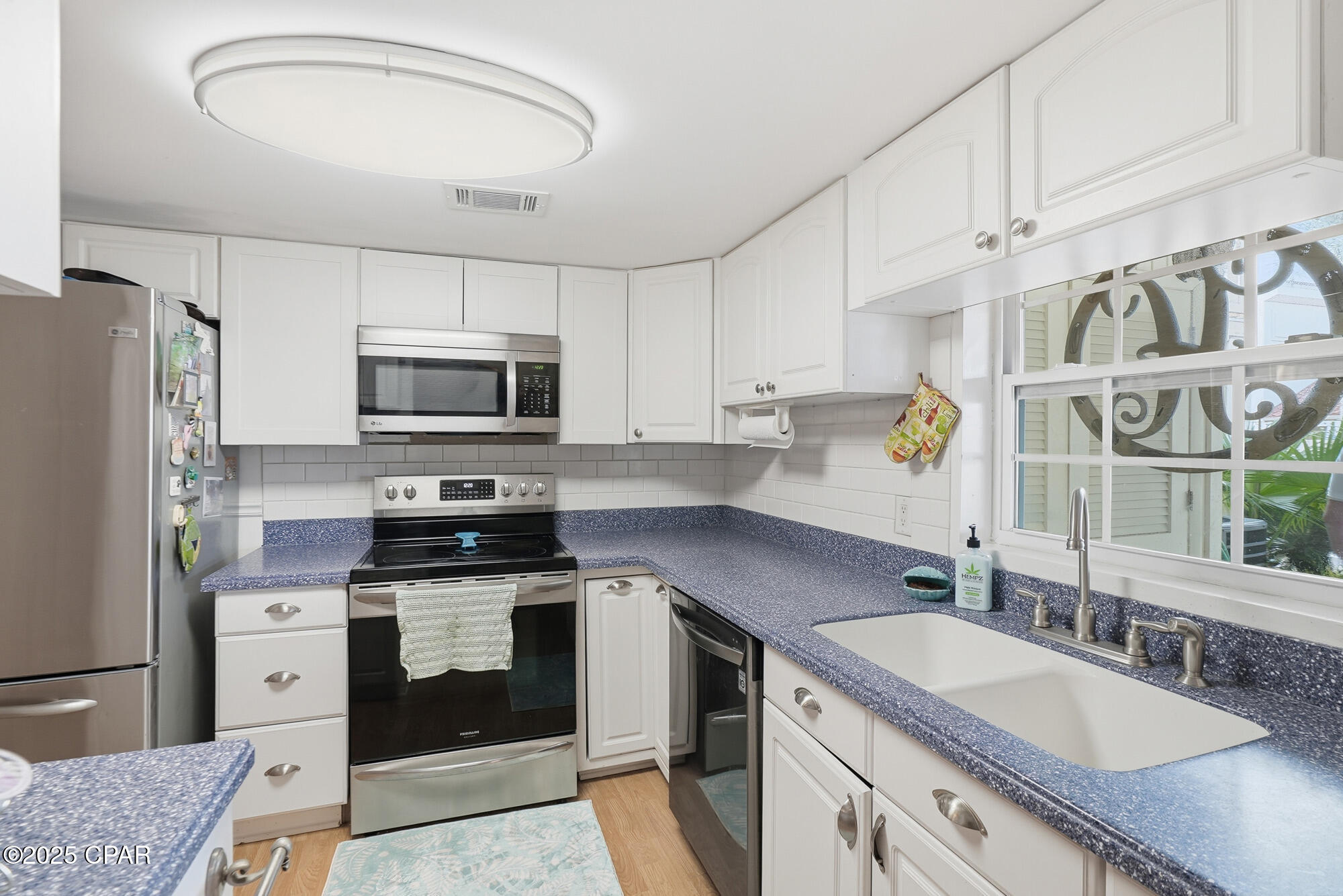 17462 Front Beach Road, D2