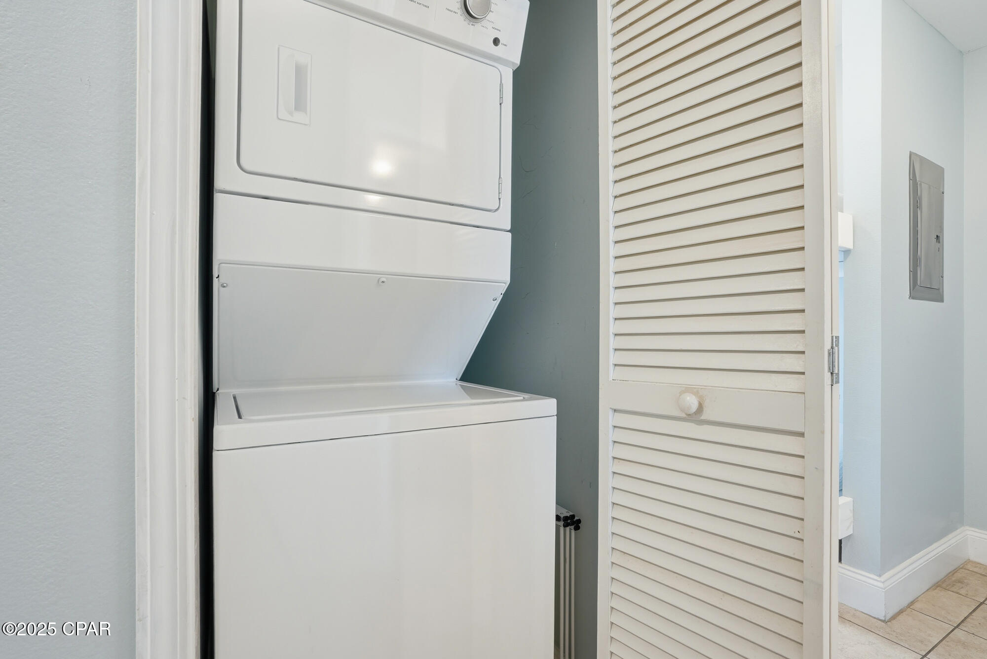 9902 S Thomas Drive 928