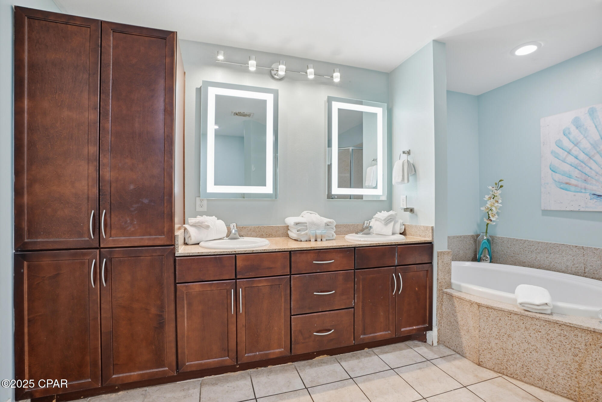 9902 S Thomas Drive 928