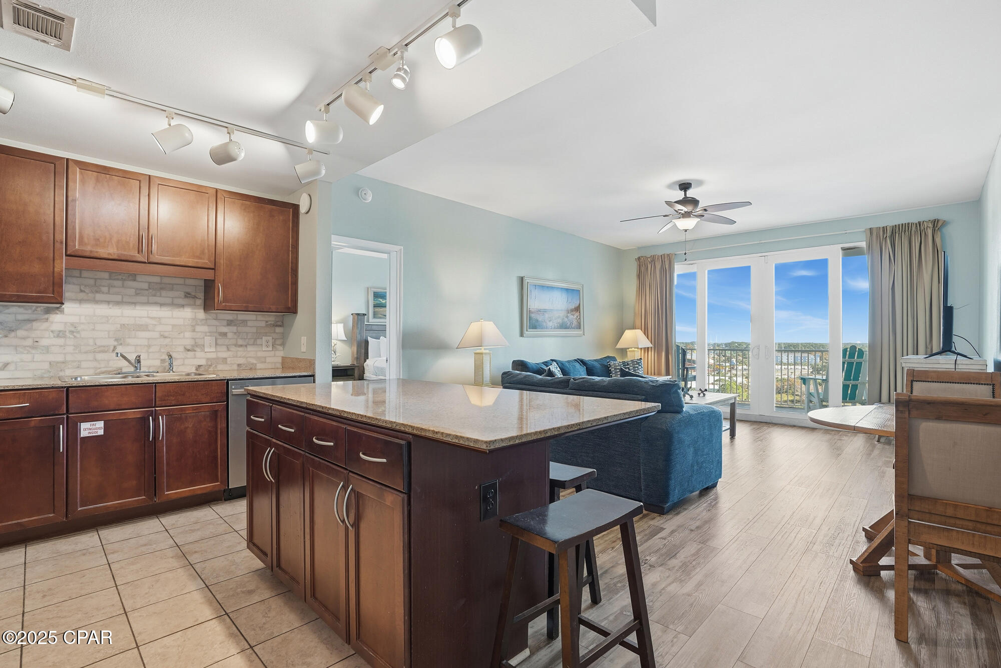 9902 S Thomas Drive 928