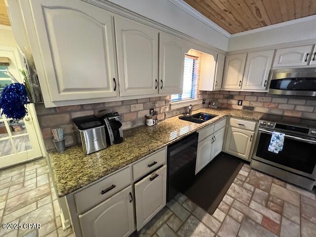 711 Bluefish Drive