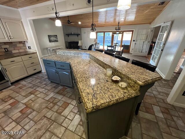 711 Bluefish Drive