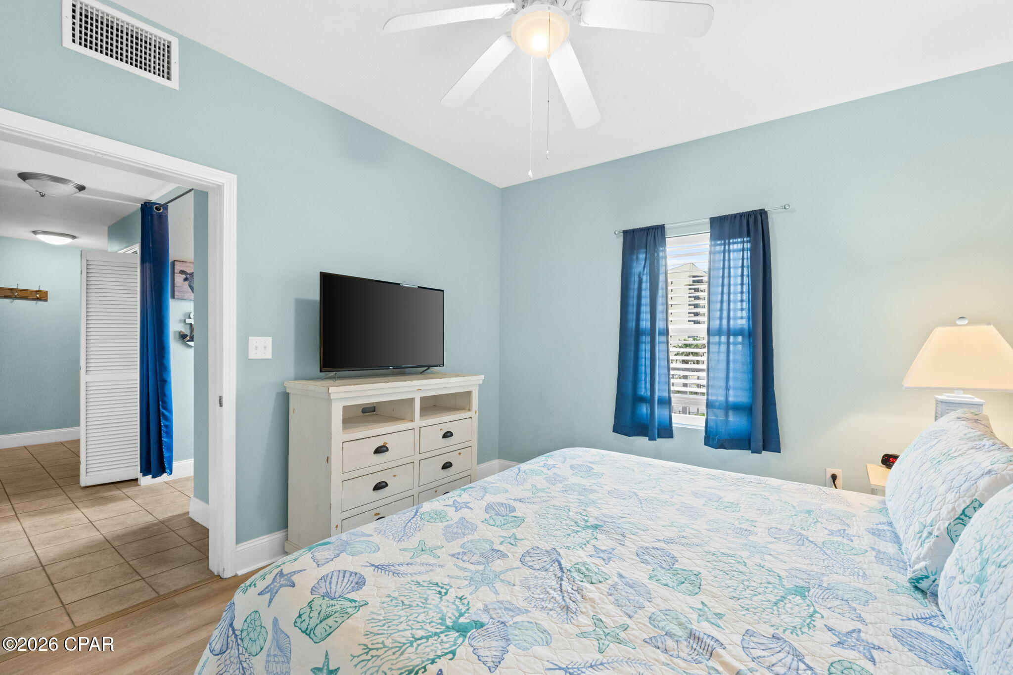 9860 S Thomas Drive 226