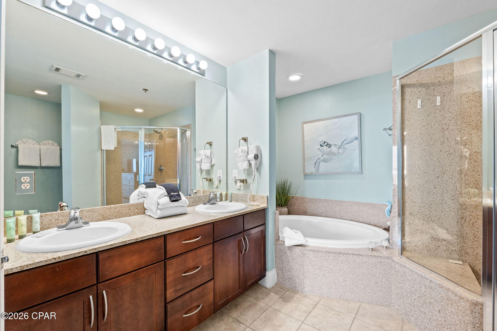 9860 S Thomas Drive 226