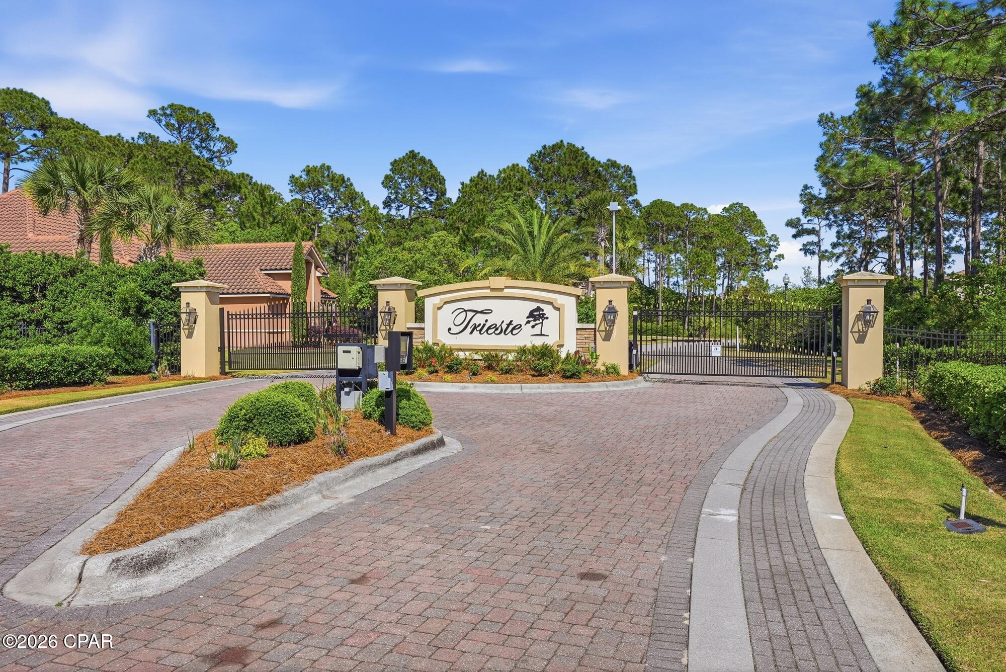 105 Via Flavia Street