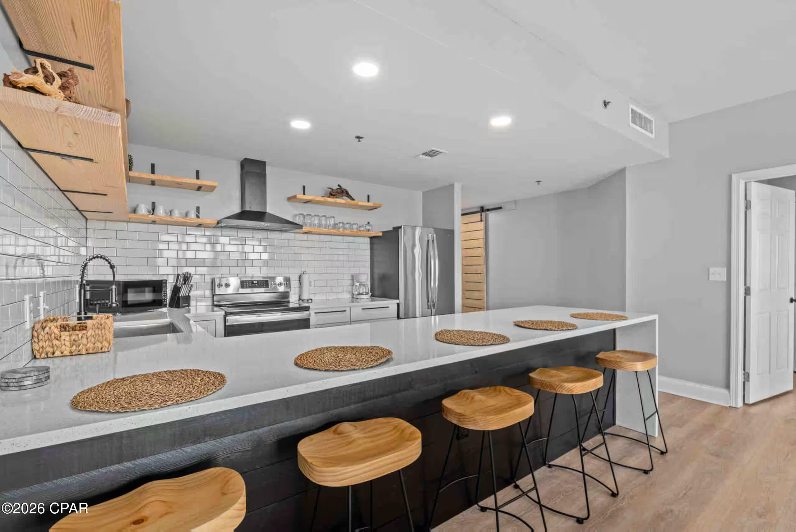 9860 S Thomas Drive 1012