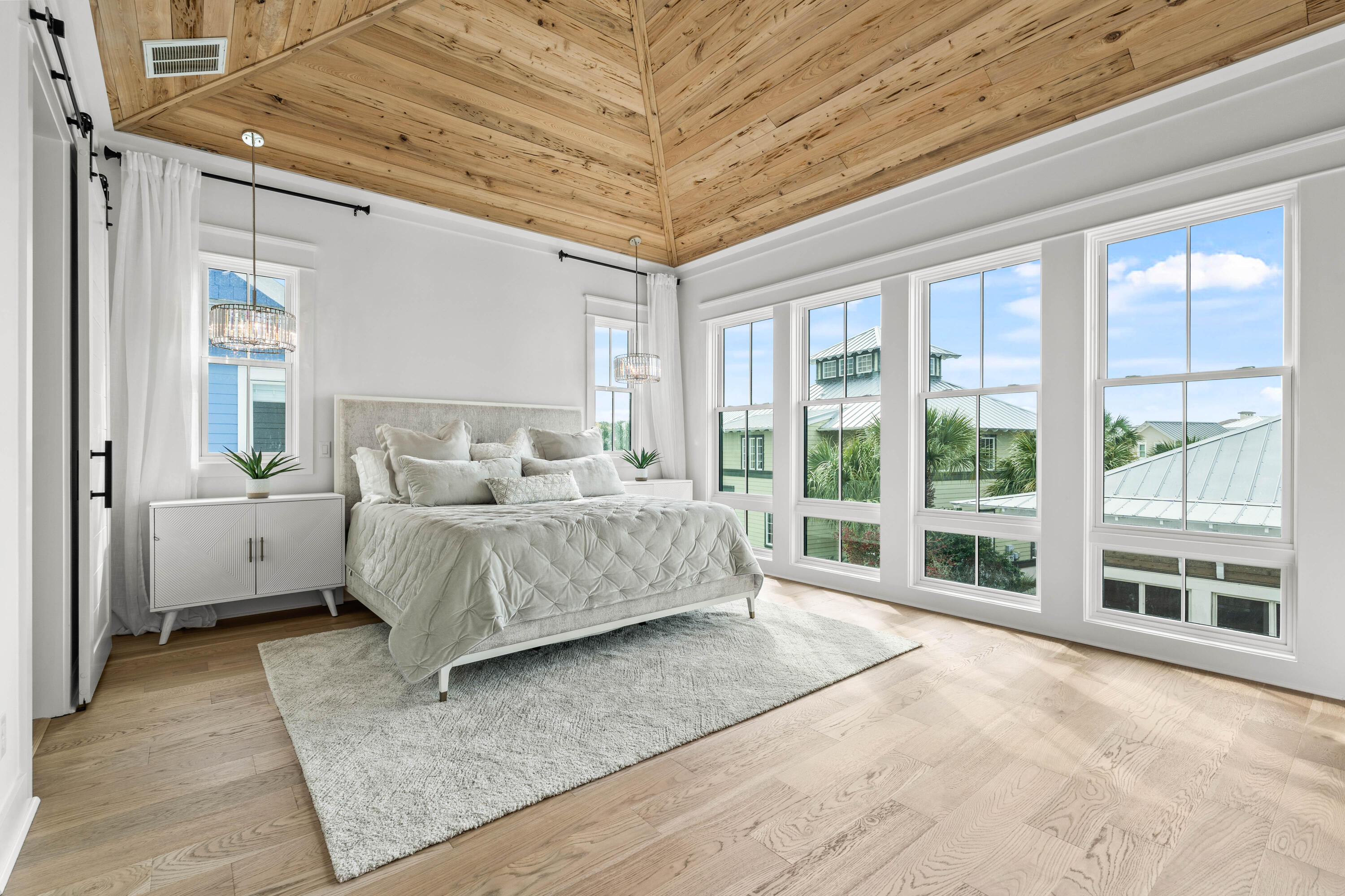 137 Parkshore Drive