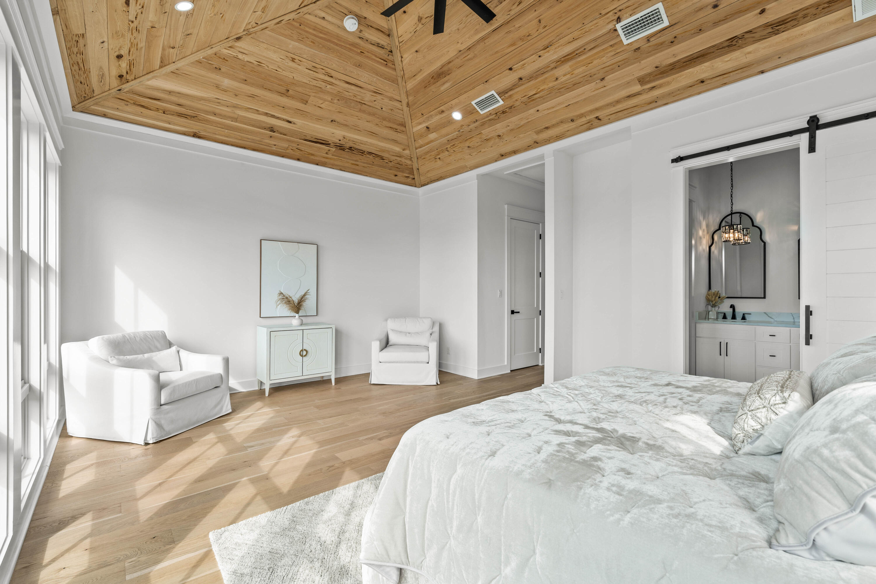 137 Parkshore Drive