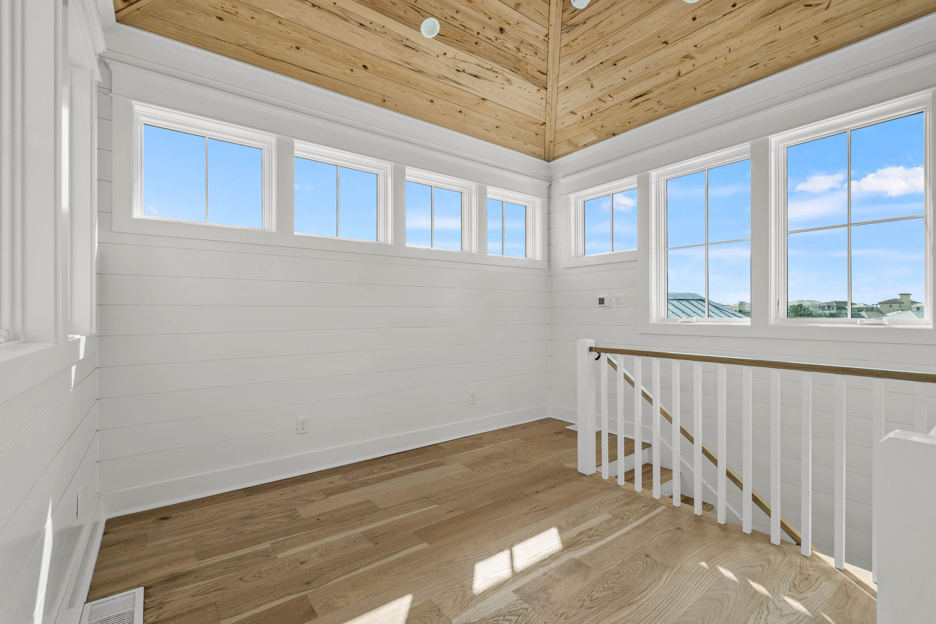 137 Parkshore Drive